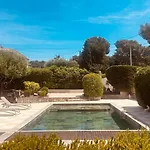 Secrete Classee 4 Etoiles Entre Vignes & Calanques *